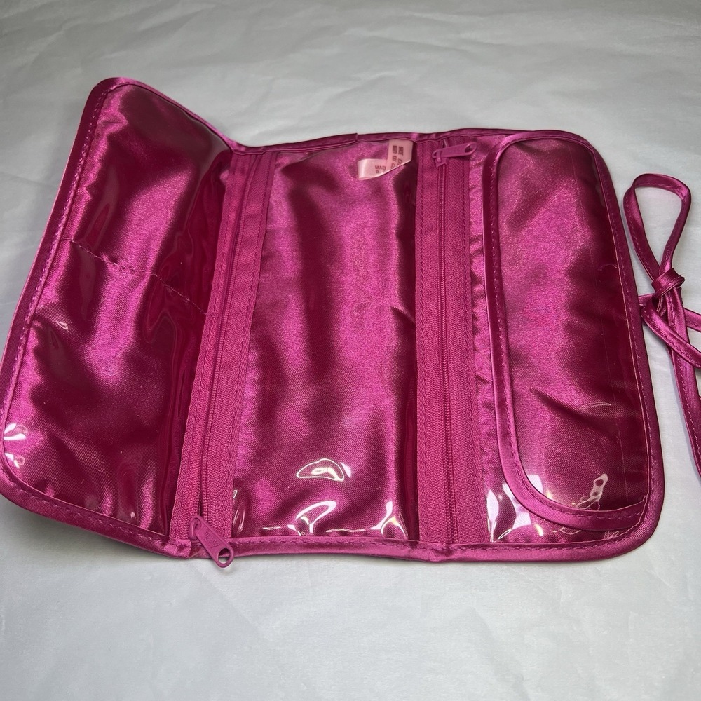 Vintage Mary Kay trifold cosmetic/jewelry bag HOT PINK Soft Satin Damask Cloth - Picture 4 of 6